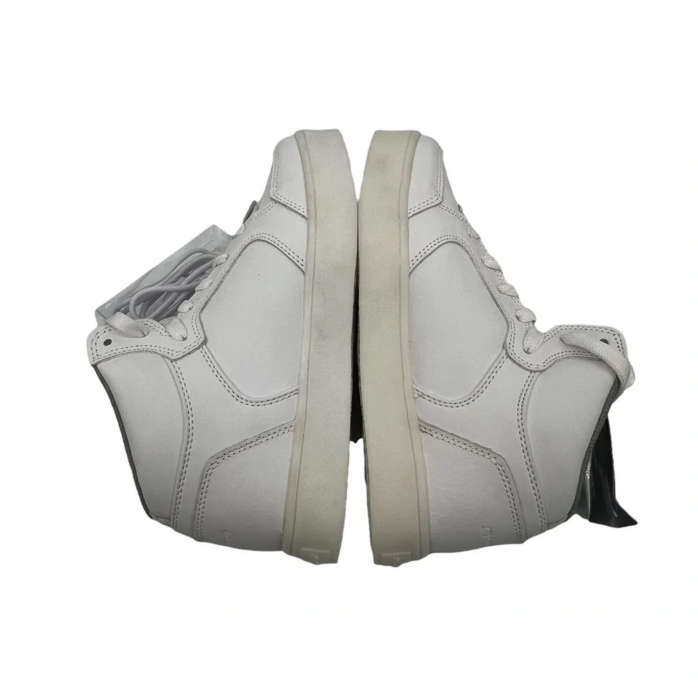NWT Skechers White Energy Lights Light Up Low Top Sneakers Size 3.5 Kids